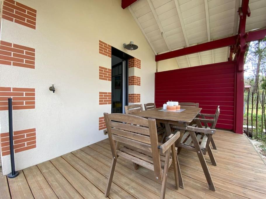 Maison Typee Arcachonnaise Avec Piscine Commune La Teste-de-Buch Exterior photo